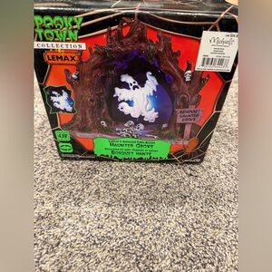 Lemax Spooky Town Ghostly Tree Decor